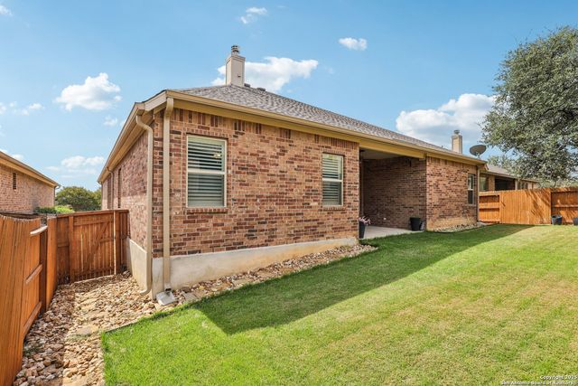 1073 Stone Crossing, New Braunfels, TX 78132