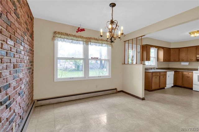 41 Kingswaye Drive, Amherst, NY 14221