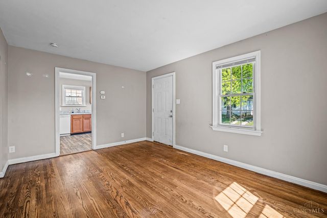 7111 Carnation Avenue, Deer Park, OH 45236