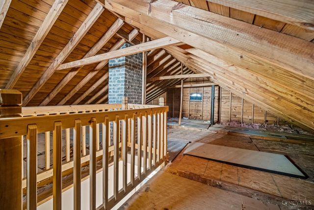 7111 Carnation Avenue, Deer Park, OH 45236