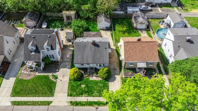7111 Carnation Avenue, Deer Park, OH 45236
