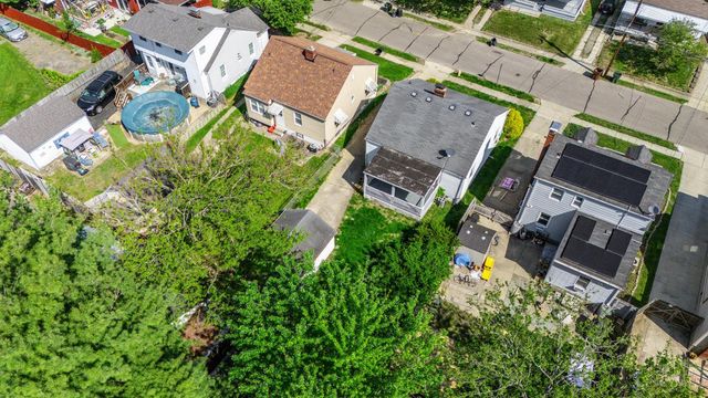 7111 Carnation Avenue, Deer Park, OH 45236