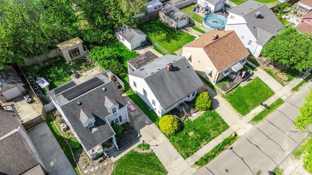 7111 Carnation Avenue, Deer Park, OH 45236
