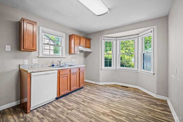 7111 Carnation Avenue, Deer Park, OH 45236