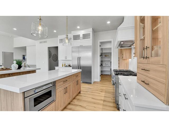 1700 Arrowpoint Ct, Franktown, CO 80116