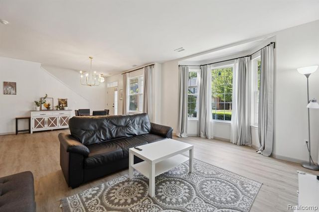 47628 Ormskirk Drive, Canton, MI 48188