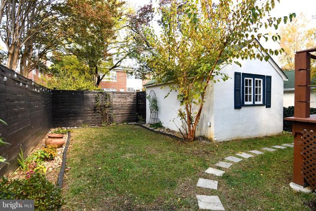 3811 VAN NESS ST NW, Washington, DC 20016