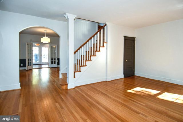 3811 VAN NESS ST NW, Washington, DC 20016