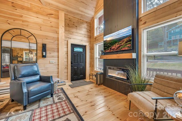 133 Greenbriar Road, Beech Mountain, NC 28604