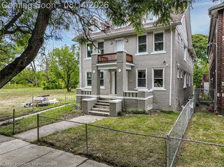 5124 W Chicago Street Apt 2, Detroit, MI 48204