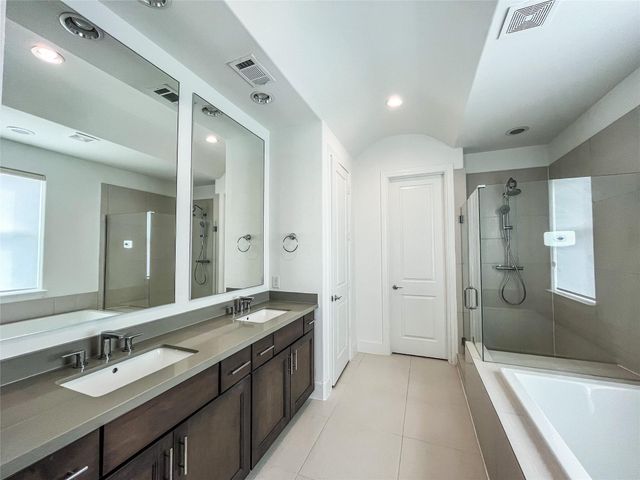 2024 Waterloo Station Road, Houston, TX 77045