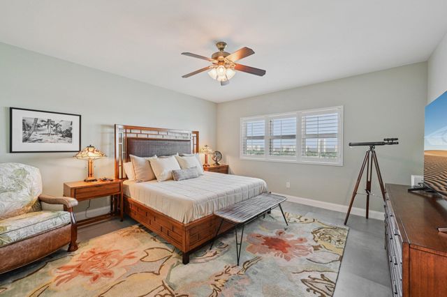 2640 Lake Shore Drive 1810, Riviera Beach, FL 33404