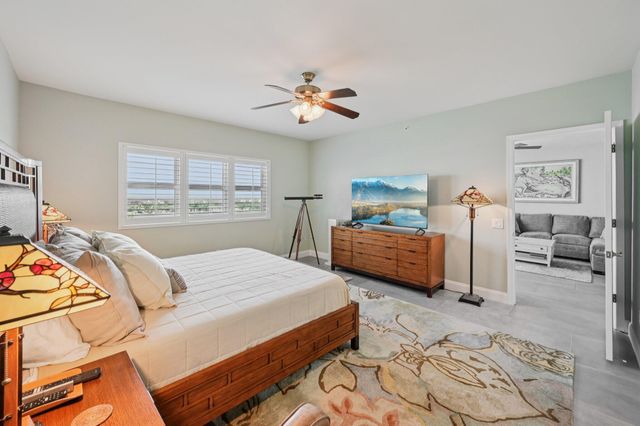 2640 Lake Shore Drive 1810, Riviera Beach, FL 33404