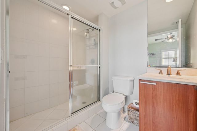 2640 Lake Shore Drive 1810, Riviera Beach, FL 33404