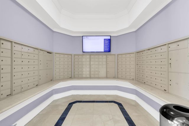 2640 Lake Shore Drive 1810, Riviera Beach, FL 33404