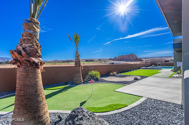 3295 S Cottontail Way, Hurricane, UT 84737