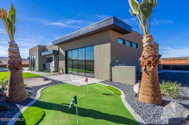3295 S Cottontail Way, Hurricane, UT 84737