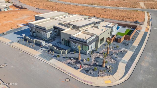 3295 S Cottontail Way, Hurricane, UT 84737