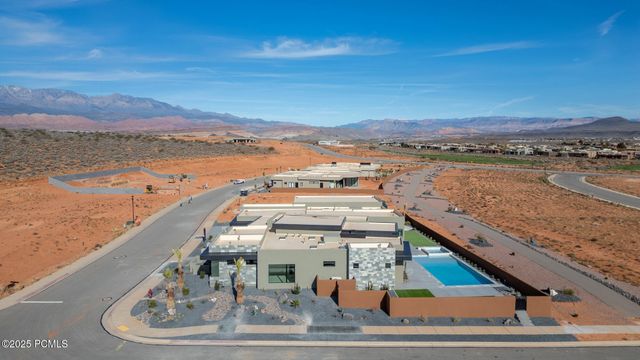 3295 S Cottontail Way, Hurricane, UT 84737