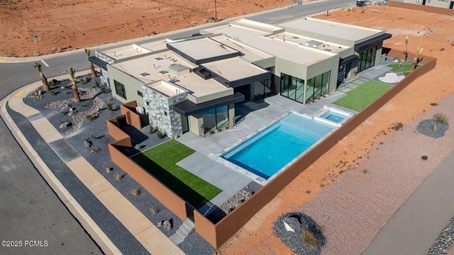 3295 S Cottontail Way, Hurricane, UT 84737