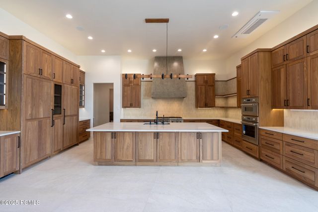 3295 S Cottontail Way, Hurricane, UT 84737