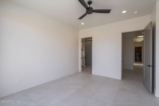 3295 S Cottontail Way, Hurricane, UT 84737
