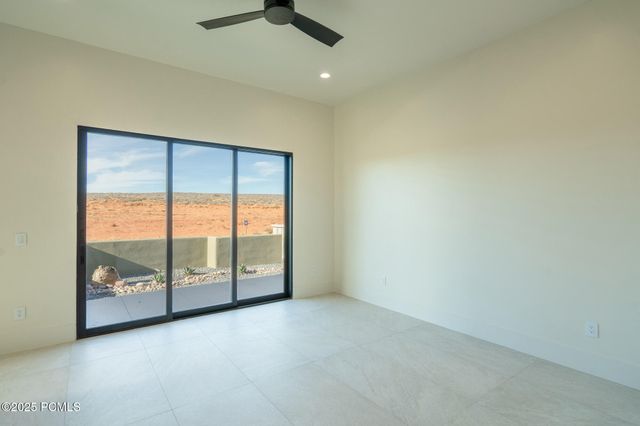3295 S Cottontail Way, Hurricane, UT 84737