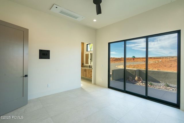 3295 S Cottontail Way, Hurricane, UT 84737