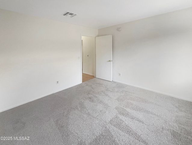 1624 W Mulholland Court, Tucson, AZ 85746