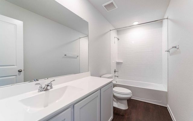 4315 Maple Root Lane, Pinehurst, TX 77362