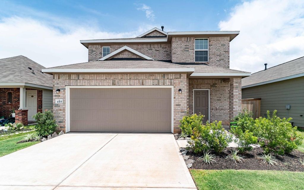 4315 Maple Root Lane, Pinehurst, TX 77362