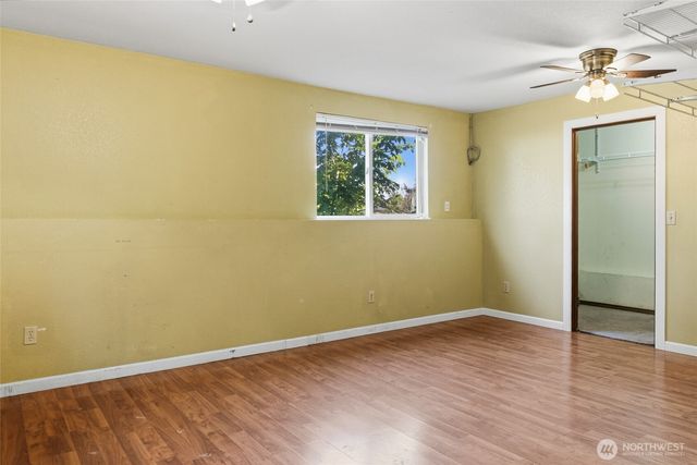 71 NE LORRAIN Court, Belfair, WA 98528