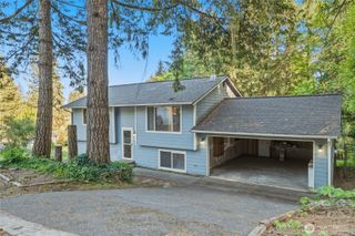 71 NE LORRAIN Court, Belfair, WA 98528