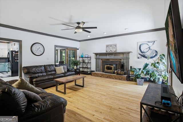 4525 Mountain View Road, Oakwood, GA 30566