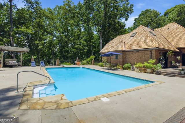 4525 Mountain View Road, Oakwood, GA 30566