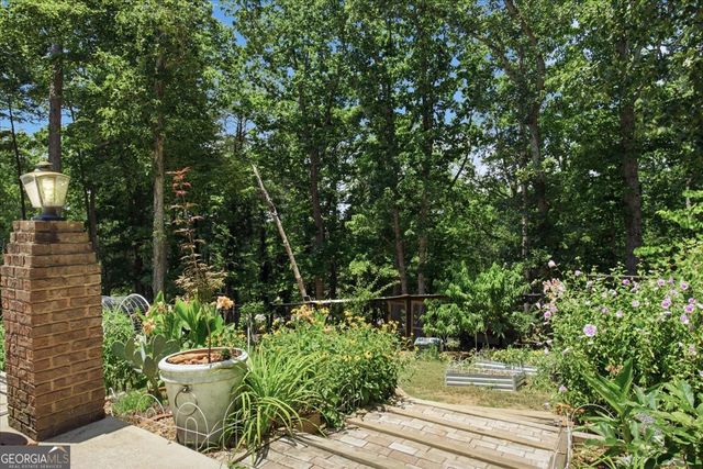 4525 Mountain View Road, Oakwood, GA 30566