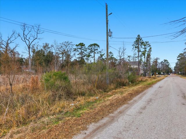 10815 Fairview Drive, Conroe, TX 77385