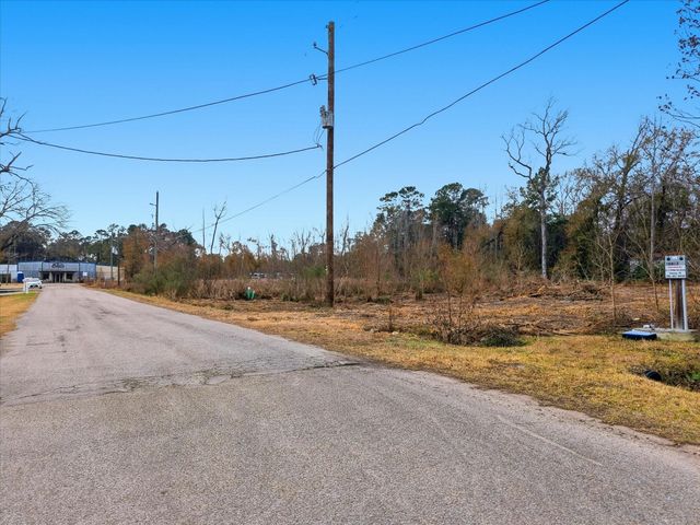 10815 Fairview Drive, Conroe, TX 77385