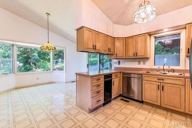 8895 Moss Hollow Road, Pevely, MO 63070