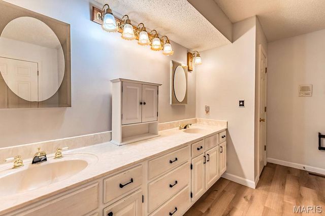 8895 Moss Hollow Road, Pevely, MO 63070