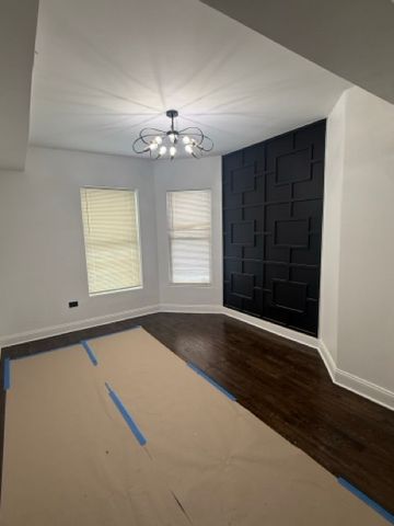 7326 S Woodlawn Avenue, Chicago, IL 60619