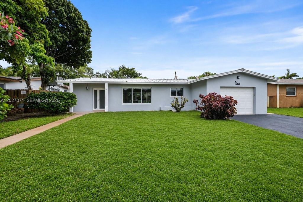 4024 Monroe Street, Hollywood, FL 33021