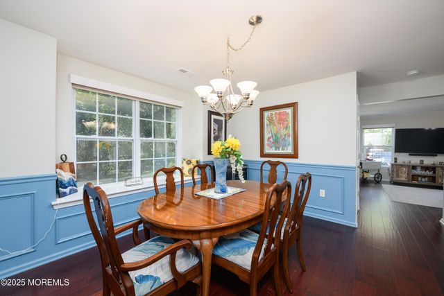 24 Topeka Court, Tinton Falls, NJ 07712