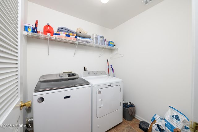 24 Topeka Court, Tinton Falls, NJ 07712