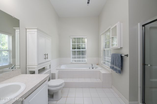 24 Topeka Court, Tinton Falls, NJ 07712