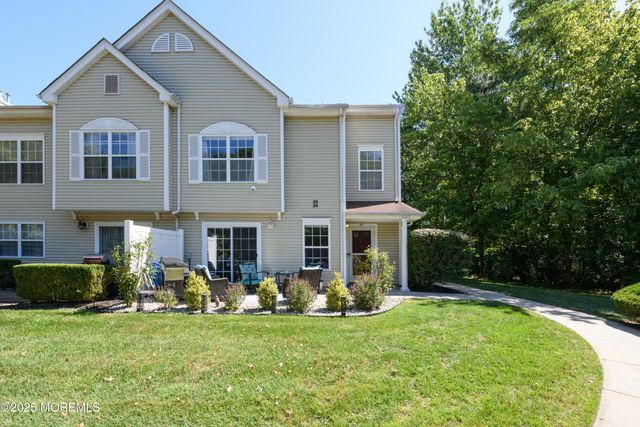 24 Topeka Court, Tinton Falls, NJ 07712