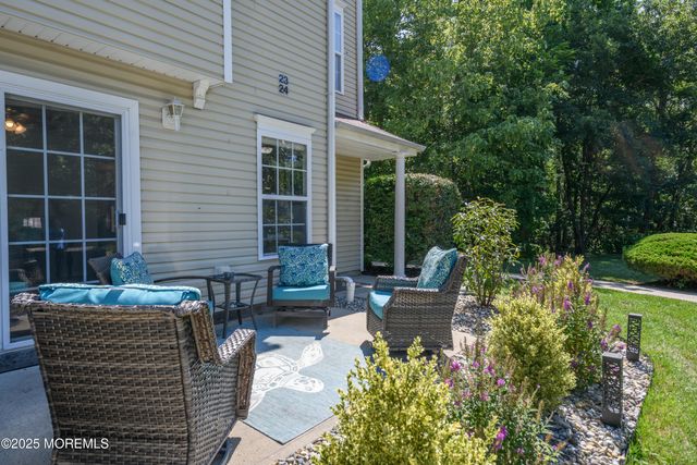 24 Topeka Court, Tinton Falls, NJ 07712