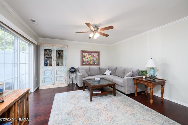 24 Topeka Court, Tinton Falls, NJ 07712