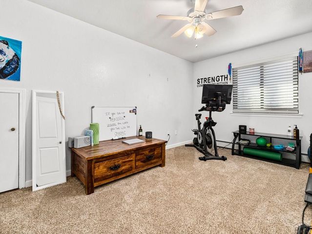 7 Alta Loma Dr, Pueblo, CO 81005