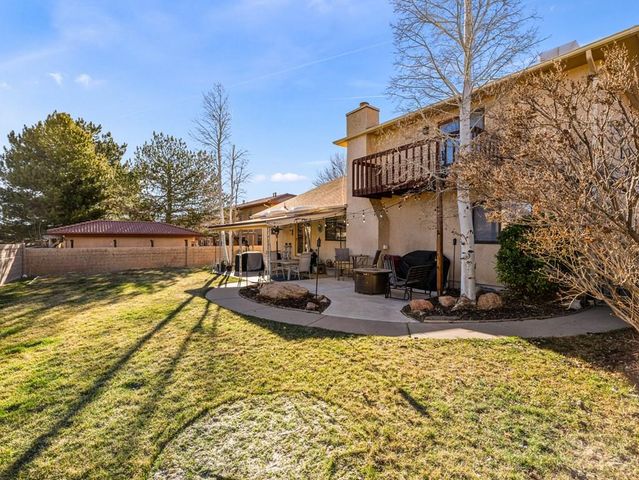 7 Alta Loma Dr, Pueblo, CO 81005